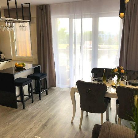 Glamour Apartment With Big, Private Terrace Krasków Exterior foto